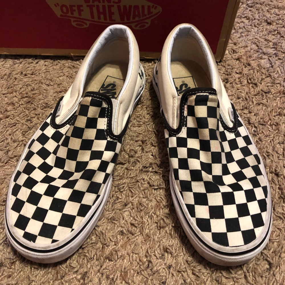 Vans Women’s Black and white checkered